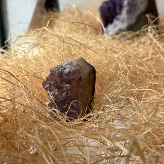 Pointe semi polie Améthyste Brésil A ( 1 pièce )